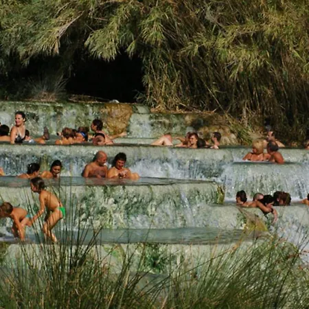 Stella Sud Podere Carbone Farm stay *